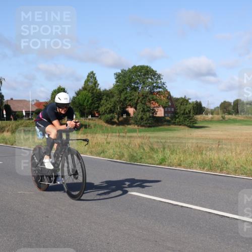 25.08.2024 - Elbe Triathlon Hamburg Fuchs,  Jonas http://msf.ph/oto/6843566 25.08.2024 09:42:26 Radfahren 166, 421, 545, 285, 235, 372, 378 meine-sportfotos.de
