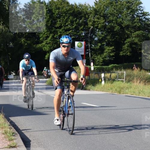 25.08.2024 - Elbe Triathlon Hamburg Fuchs,  Jonas http://msf.ph/oto/6843590 25.08.2024 09:42:28 Radfahren 421, 545, 285, 235, 372, 378, 215 meine-sportfotos.de