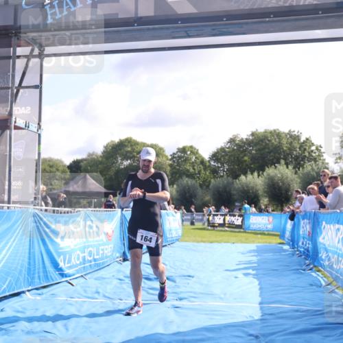 25.08.2024 - Elbe Triathlon Hamburg H.Heesch http://msf.ph/oto/6843599 25.08.2024 10:32:39 Ziel 164 meine-sportfotos.de