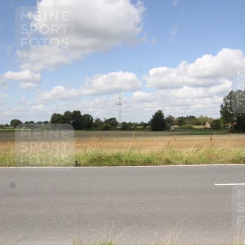 25.08.2024 - Elbe Triathlon Hamburg Fuchs,  Jonas http://msf.ph/oto/6843603 25.08.2024 12:42:12 Radfahren  meine-sportfotos.de