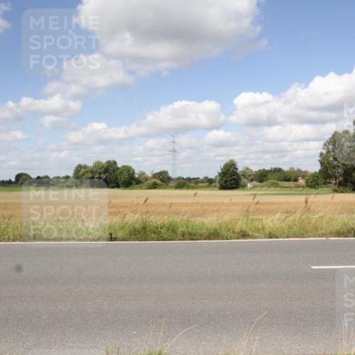 25.08.2024 - Elbe Triathlon Hamburg Fuchs,  Jonas http://msf.ph/oto/6843616 25.08.2024 12:43:08 Radfahren  meine-sportfotos.de