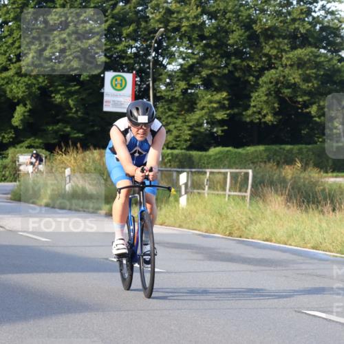 25.08.2024 - Elbe Triathlon Hamburg Fuchs,  Jonas http://msf.ph/oto/6843625 25.08.2024 09:01:29 Radfahren 85, 173 meine-sportfotos.de