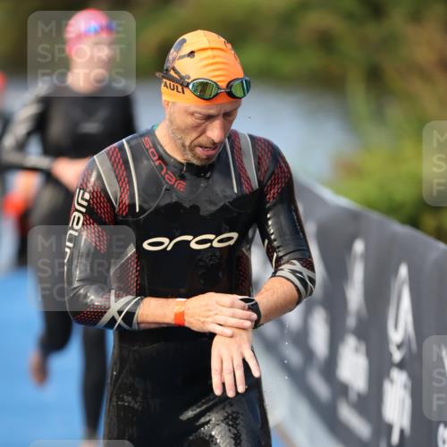 25.08.2024 - Elbe Triathlon Hamburg H.Heesch http://msf.ph/oto/6843638 25.08.2024 08:46:23 Schwimmen 113, 123, 131, 138, 149, 150, 160, 179, 184 meine-sportfotos.de