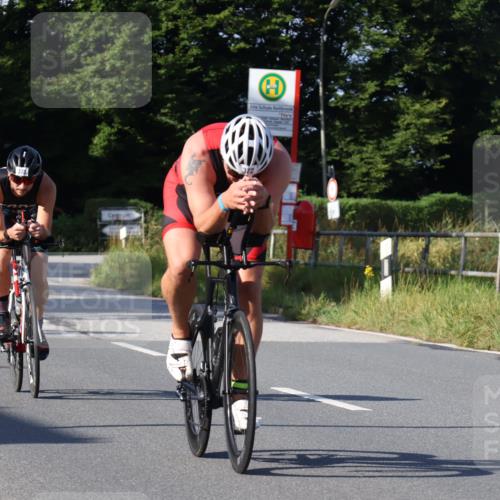 25.08.2024 - Elbe Triathlon Hamburg Fuchs,  Jonas http://msf.ph/oto/6843639 25.08.2024 09:42:31 Radfahren 545, 285, 235, 372, 378, 215, 157, 525 meine-sportfotos.de