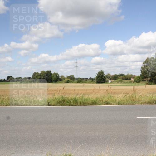 25.08.2024 - Elbe Triathlon Hamburg Fuchs,  Jonas http://msf.ph/oto/6843665 25.08.2024 12:43:23 Radfahren  meine-sportfotos.de