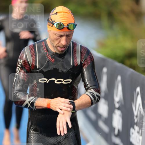 25.08.2024 - Elbe Triathlon Hamburg H.Heesch http://msf.ph/oto/6843672 25.08.2024 08:46:24 Schwimmen 113, 123, 131, 138, 149, 150, 160, 179, 184 meine-sportfotos.de