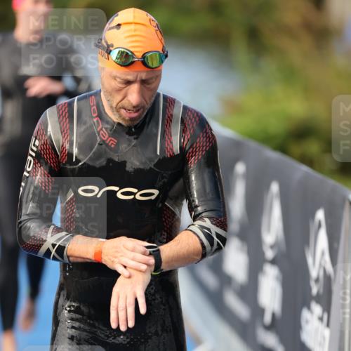 25.08.2024 - Elbe Triathlon Hamburg H.Heesch http://msf.ph/oto/6843676 25.08.2024 08:46:24 Schwimmen 113, 123, 131, 138, 149, 150, 160, 179, 184 meine-sportfotos.de