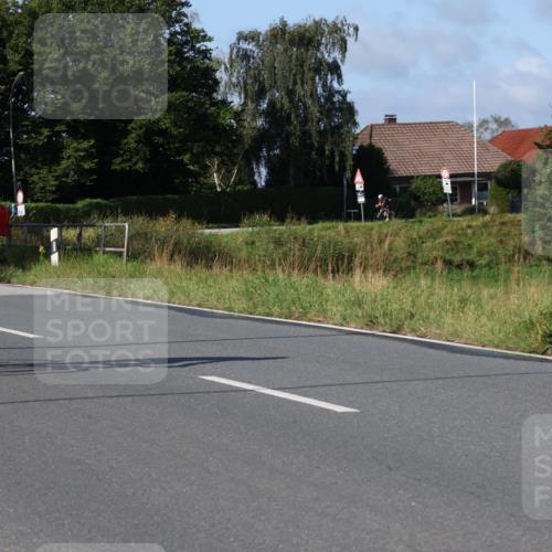 25.08.2024 - Elbe Triathlon Hamburg Fuchs,  Jonas http://msf.ph/oto/6843702 25.08.2024 09:42:35 Radfahren 235, 372, 378, 215, 157, 525, 543 meine-sportfotos.de