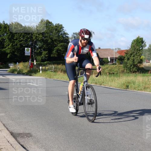 25.08.2024 - Elbe Triathlon Hamburg Fuchs,  Jonas http://msf.ph/oto/6843721 25.08.2024 09:42:35 Radfahren 235, 372, 378, 215, 157, 525, 543 meine-sportfotos.de