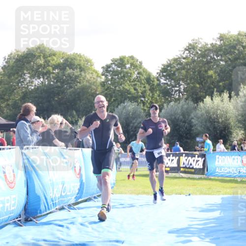 25.08.2024 - Elbe Triathlon Hamburg H.Heesch http://msf.ph/oto/6843729 25.08.2024 10:33:05 Ziel 95, 159 meine-sportfotos.de