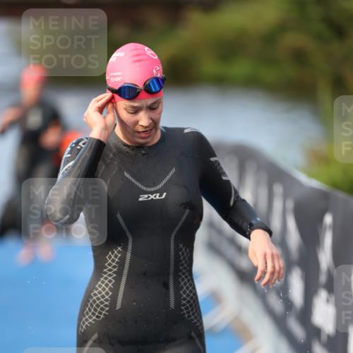 25.08.2024 - Elbe Triathlon Hamburg H.Heesch http://msf.ph/oto/6843739 25.08.2024 08:46:25 Schwimmen 113, 123, 131, 138, 149, 150, 160, 179, 184 meine-sportfotos.de