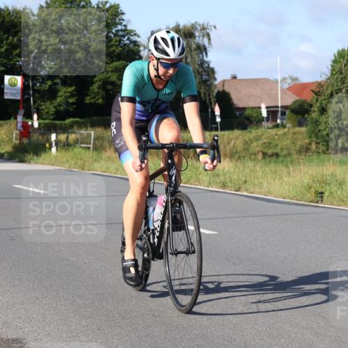 25.08.2024 - Elbe Triathlon Hamburg Fuchs,  Jonas http://msf.ph/oto/6843751 25.08.2024 09:42:37 Radfahren 372, 378, 215, 157, 525, 543 meine-sportfotos.de