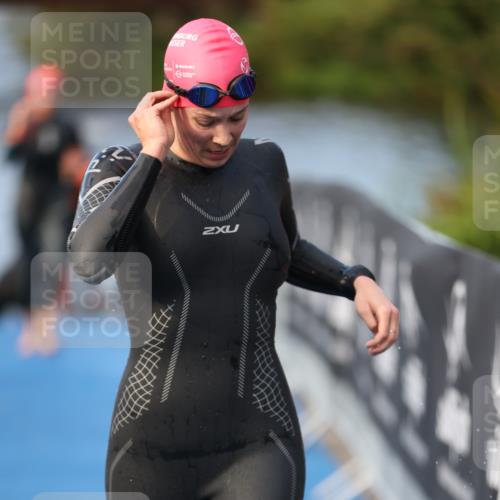 25.08.2024 - Elbe Triathlon Hamburg H.Heesch http://msf.ph/oto/6843757 25.08.2024 08:46:25 Schwimmen 113, 123, 131, 138, 149, 150, 160, 179, 184 meine-sportfotos.de