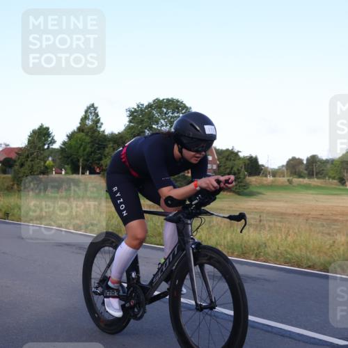 25.08.2024 - Elbe Triathlon Hamburg Fuchs,  Jonas http://msf.ph/oto/6843770 25.08.2024 09:01:38 Radfahren 72, 111, 67, 66 meine-sportfotos.de