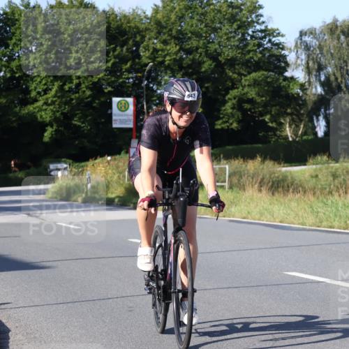 25.08.2024 - Elbe Triathlon Hamburg Fuchs,  Jonas http://msf.ph/oto/6843781 25.08.2024 09:42:40 Radfahren 157, 525, 543, 359, 282 meine-sportfotos.de