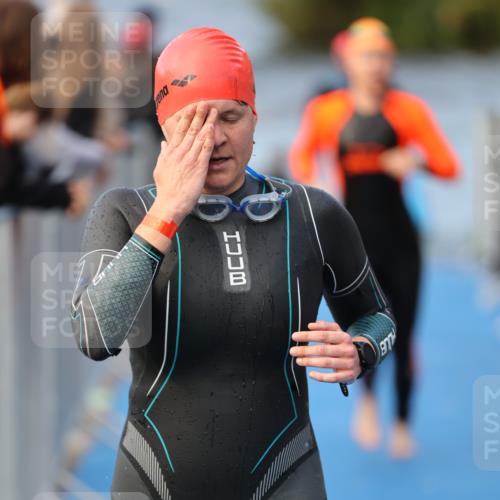 25.08.2024 - Elbe Triathlon Hamburg H.Heesch http://msf.ph/oto/6843897 25.08.2024 08:46:32 Schwimmen 113, 123, 131, 138, 147, 150, 160, 179 meine-sportfotos.de