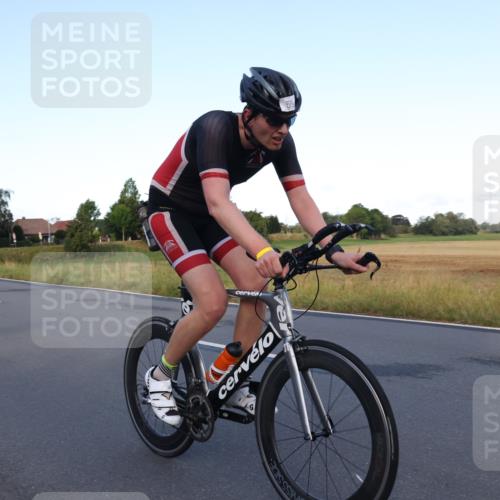 25.08.2024 - Elbe Triathlon Hamburg Fuchs,  Jonas http://msf.ph/oto/6843921 25.08.2024 09:01:52 Radfahren 59, 330 meine-sportfotos.de