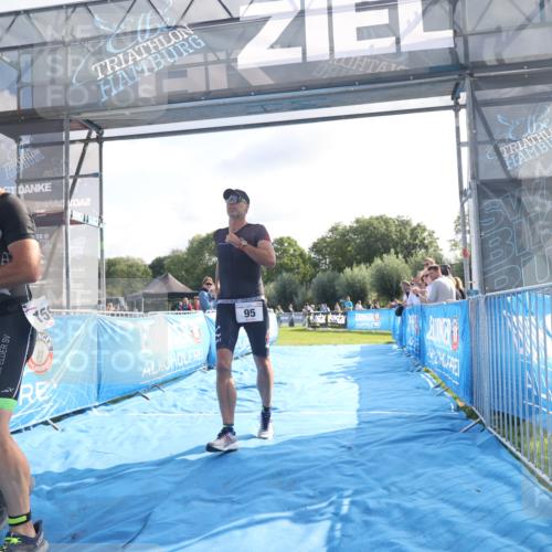 25.08.2024 - Elbe Triathlon Hamburg H.Heesch http://msf.ph/oto/6843929 25.08.2024 10:33:08 Ziel 95, 159 meine-sportfotos.de