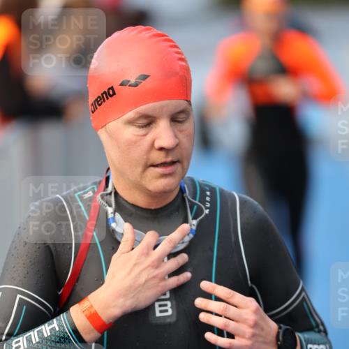 25.08.2024 - Elbe Triathlon Hamburg H.Heesch http://msf.ph/oto/6843949 25.08.2024 08:46:33 Schwimmen 113, 123, 131, 138, 147, 150, 160, 179 meine-sportfotos.de