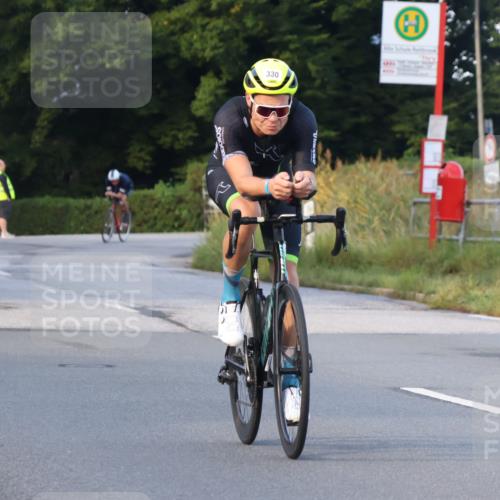 25.08.2024 - Elbe Triathlon Hamburg Fuchs,  Jonas http://msf.ph/oto/6843951 25.08.2024 09:01:58 Radfahren 330, 207 meine-sportfotos.de