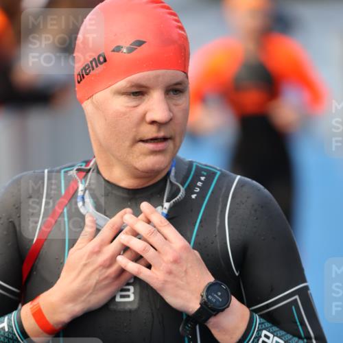 25.08.2024 - Elbe Triathlon Hamburg H.Heesch http://msf.ph/oto/6843966 25.08.2024 08:46:33 Schwimmen 113, 123, 131, 138, 147, 150, 160, 179 meine-sportfotos.de