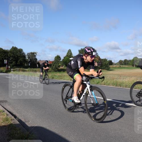 25.08.2024 - Elbe Triathlon Hamburg Fuchs,  Jonas http://msf.ph/oto/6843977 25.08.2024 09:42:57 Radfahren 442, 435, 143, 333, 134 meine-sportfotos.de