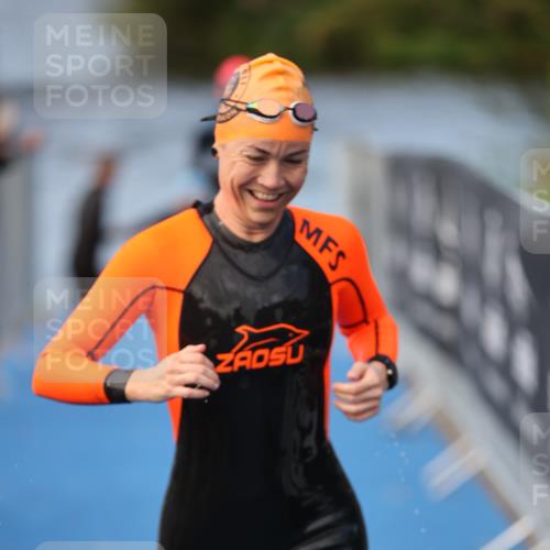 25.08.2024 - Elbe Triathlon Hamburg H.Heesch http://msf.ph/oto/6843985 25.08.2024 08:46:34 Schwimmen 113, 123, 131, 138, 147, 150, 160, 179 meine-sportfotos.de