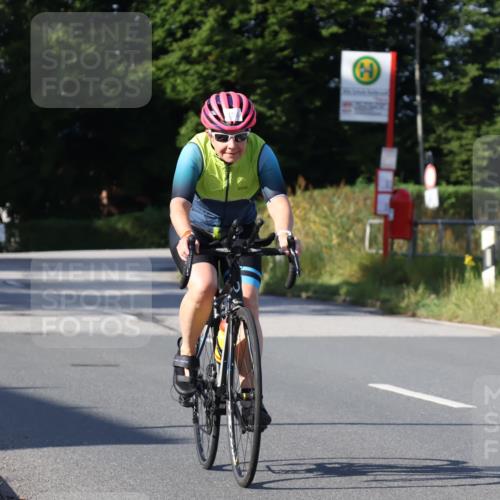 25.08.2024 - Elbe Triathlon Hamburg Fuchs,  Jonas http://msf.ph/oto/6843992 25.08.2024 09:43:00 Radfahren 442, 435, 143, 333, 134, 468 meine-sportfotos.de