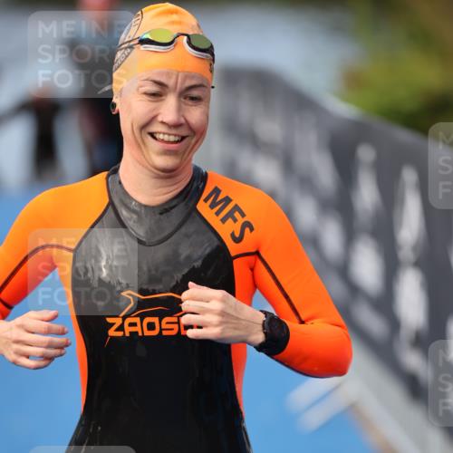 25.08.2024 - Elbe Triathlon Hamburg H.Heesch http://msf.ph/oto/6844044 25.08.2024 08:46:35 Schwimmen 113, 131, 138, 147, 150, 160, 179, 198 meine-sportfotos.de