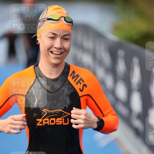 25.08.2024 - Elbe Triathlon Hamburg H.Heesch http://msf.ph/oto/6844050 25.08.2024 08:46:35 Schwimmen 113, 131, 138, 147, 150, 160, 179, 198 meine-sportfotos.de