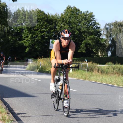 25.08.2024 - Elbe Triathlon Hamburg Fuchs,  Jonas http://msf.ph/oto/6844068 25.08.2024 09:43:11 Radfahren 468, 376, 417, 150, 243, 507 meine-sportfotos.de