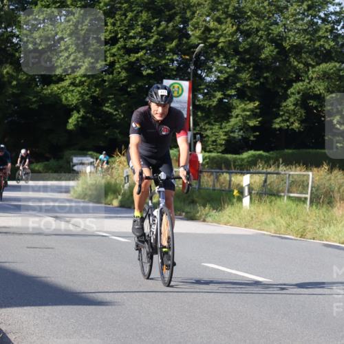 25.08.2024 - Elbe Triathlon Hamburg Fuchs,  Jonas http://msf.ph/oto/6844084 25.08.2024 09:43:14 Radfahren 376, 417, 150, 243, 507, 317, 530 meine-sportfotos.de