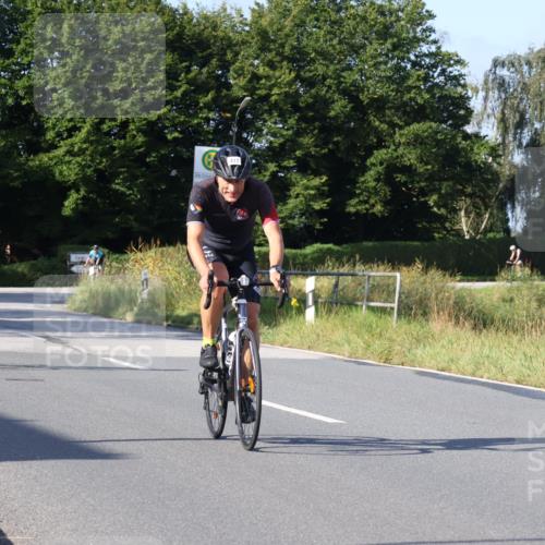 25.08.2024 - Elbe Triathlon Hamburg Fuchs,  Jonas http://msf.ph/oto/6844086 25.08.2024 09:43:14 Radfahren 376, 417, 150, 243, 507, 317, 530 meine-sportfotos.de