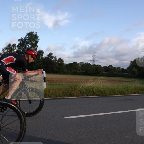 25.08.2024 - Elbe Triathlon Hamburg Fuchs,  Jonas http://msf.ph/oto/6844111 25.08.2024 09:02:16 Radfahren 239, 155 meine-sportfotos.de