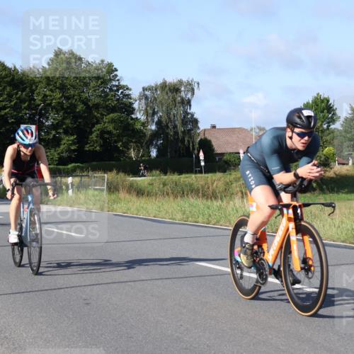 25.08.2024 - Elbe Triathlon Hamburg Fuchs,  Jonas http://msf.ph/oto/6844147 25.08.2024 09:43:17 Radfahren 376, 417, 150, 243, 507, 317, 530, 165, 411 meine-sportfotos.de