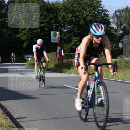 25.08.2024 - Elbe Triathlon Hamburg Fuchs,  Jonas http://msf.ph/oto/6844155 25.08.2024 09:43:17 Radfahren 376, 417, 150, 243, 507, 317, 530, 165, 411 meine-sportfotos.de