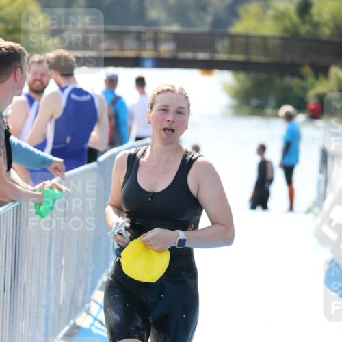 25.08.2024 - Elbe Triathlon Hamburg H.Heesch http://msf.ph/oto/6844224 25.08.2024 14:40:42 Schwimmen  meine-sportfotos.de