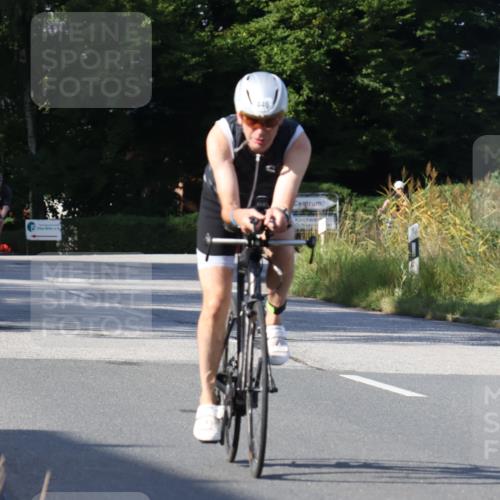 25.08.2024 - Elbe Triathlon Hamburg Fuchs,  Jonas http://msf.ph/oto/6844238 25.08.2024 09:43:24 Radfahren 317, 530, 165, 411, 446, 264, 482 meine-sportfotos.de
