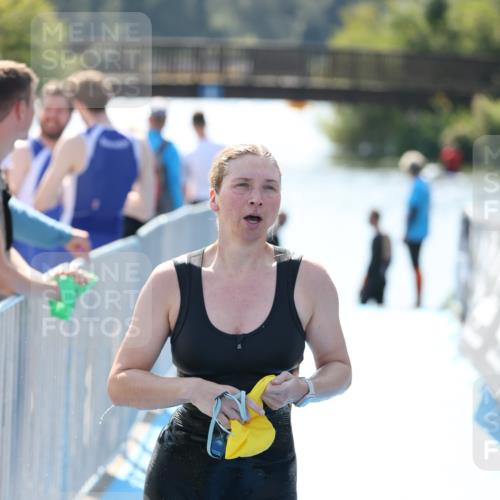 25.08.2024 - Elbe Triathlon Hamburg H.Heesch http://msf.ph/oto/6844256 25.08.2024 14:40:42 Schwimmen  meine-sportfotos.de