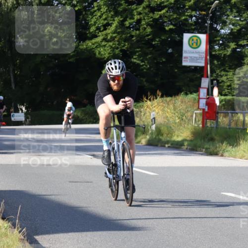 25.08.2024 - Elbe Triathlon Hamburg Fuchs,  Jonas http://msf.ph/oto/6844257 25.08.2024 09:43:26 Radfahren 530, 165, 411, 446, 264, 482, 233 meine-sportfotos.de