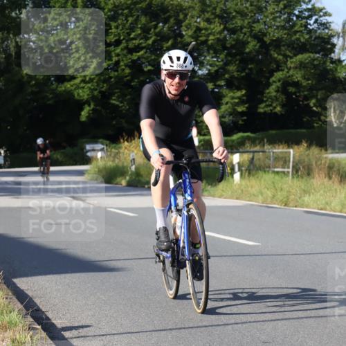 25.08.2024 - Elbe Triathlon Hamburg Fuchs,  Jonas http://msf.ph/oto/6844327 25.08.2024 09:43:33 Radfahren 264, 482, 233, 388, 447 meine-sportfotos.de