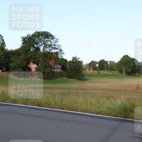 25.08.2024 - Elbe Triathlon Hamburg Fuchs,  Jonas http://msf.ph/oto/6844365 25.08.2024 09:03:36 Radfahren 68, 78 meine-sportfotos.de