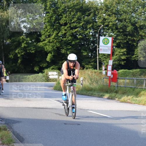 25.08.2024 - Elbe Triathlon Hamburg Fuchs,  Jonas http://msf.ph/oto/6844390 25.08.2024 09:03:41 Radfahren 78, 156, 229, 107 meine-sportfotos.de