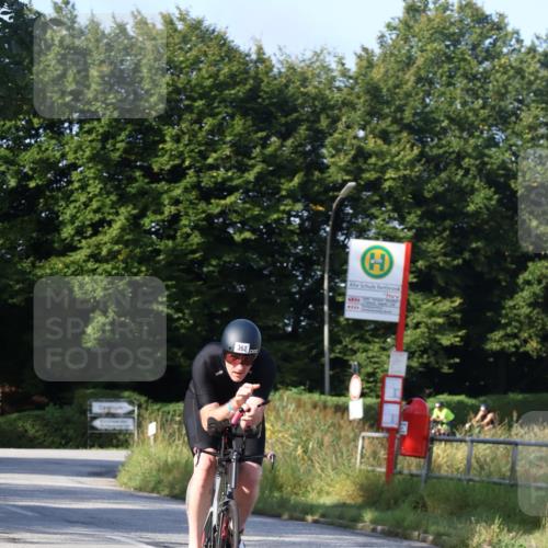 25.08.2024 - Elbe Triathlon Hamburg Fuchs,  Jonas http://msf.ph/oto/6844407 25.08.2024 09:43:49 Radfahren 362, 270 meine-sportfotos.de
