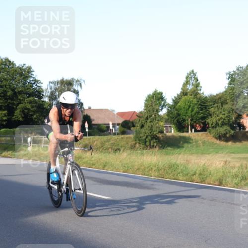 25.08.2024 - Elbe Triathlon Hamburg Fuchs,  Jonas http://msf.ph/oto/6844427 25.08.2024 09:03:42 Radfahren 156, 229, 107 meine-sportfotos.de