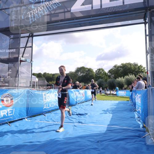 25.08.2024 - Elbe Triathlon Hamburg H.Heesch http://msf.ph/oto/6844462 25.08.2024 10:34:44 Ziel 83, 184 meine-sportfotos.de
