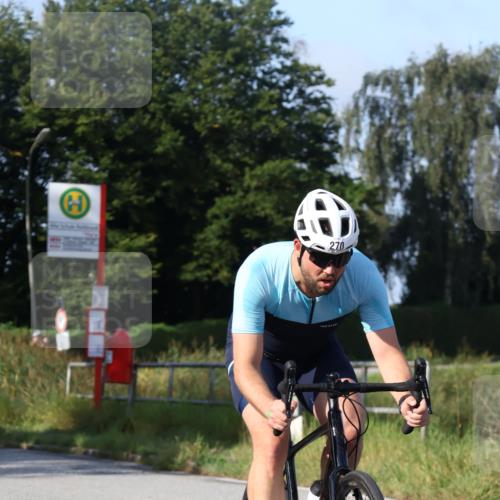 25.08.2024 - Elbe Triathlon Hamburg Fuchs,  Jonas http://msf.ph/oto/6844471 25.08.2024 09:43:53 Radfahren 362, 270, 341 meine-sportfotos.de