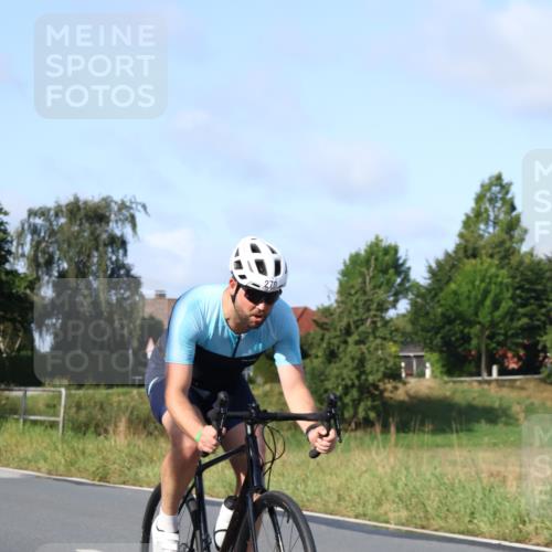 25.08.2024 - Elbe Triathlon Hamburg Fuchs,  Jonas http://msf.ph/oto/6844484 25.08.2024 09:43:54 Radfahren 362, 270, 341, 251 meine-sportfotos.de