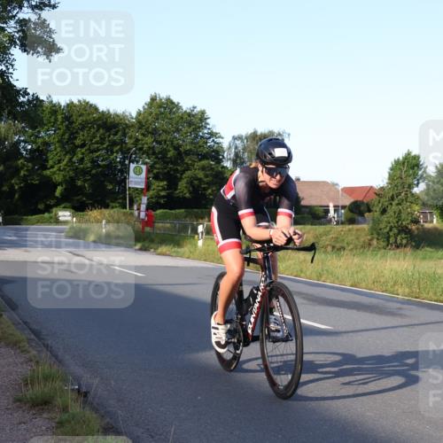 25.08.2024 - Elbe Triathlon Hamburg Fuchs,  Jonas http://msf.ph/oto/6844485 25.08.2024 09:03:46 Radfahren 156, 229, 107 meine-sportfotos.de