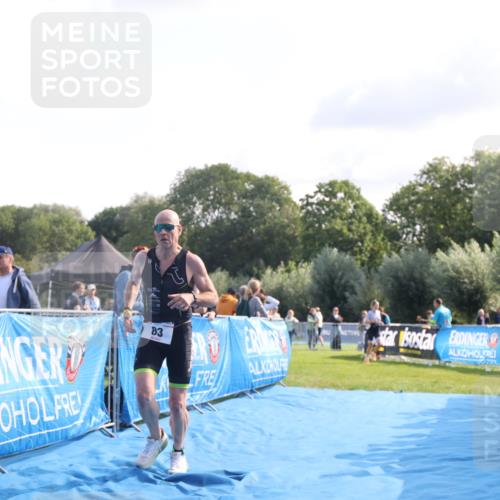 25.08.2024 - Elbe Triathlon Hamburg H.Heesch http://msf.ph/oto/6844491 25.08.2024 10:34:45 Ziel 83, 184 meine-sportfotos.de